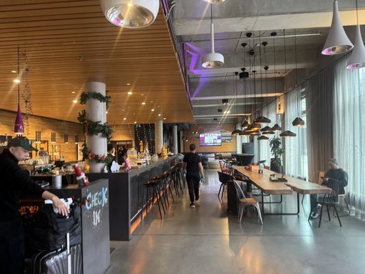 Moxy Berlin Ostbahnhof by null