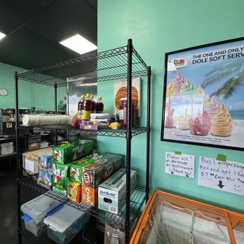 Pineapple Lagoon - Ice Cream & Frozen Yogurt Near Me - Garden Grove, California