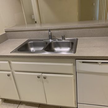 GRB Cleaning Services - Cleaned counters and sink - Home Cleaning Near Me - Van Nuys, California