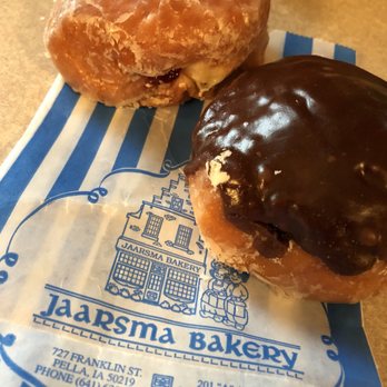 Jaarsma Bakery - Cream filled and raspberry filled donuts - Bakeries Near Me - Pella, Iowa Jaarsma Bakery - Cream filled and raspberry filled donuts - Bakeries Near Me - Pella, Iowa