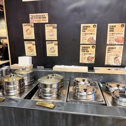 dimsum and meat toppings