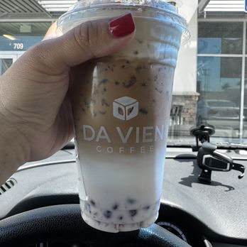 Da Vien Coffee - Einspanner Cream with added Banana Cream and Boba Crystals. - Coffee & Tea Near Me - Long Beach, California Da Vien Coffee - Einspanner Cream with added Banana Cream and Boba Crystals. - Coffee & Tea Near Me - Long Beach, California