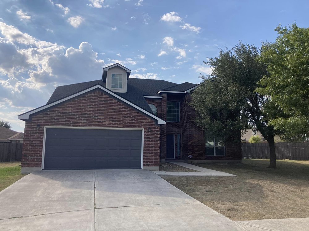 Slide of 3 Rivers Roofing