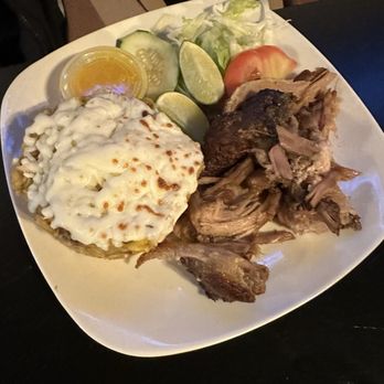 La Casa Del Mofongo - Mofongo de Chicharron de Cerdo con queso - Latin American Near Me - Paterson, New Jersey
