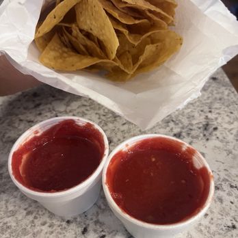 La Corona Mexican Restaurant - Salsa taste like tomato paste - Mexican Near Me - Blountville, Tennessee La Corona Mexican Restaurant - Salsa taste like tomato paste - Mexican Near Me - Blountville, Tennessee