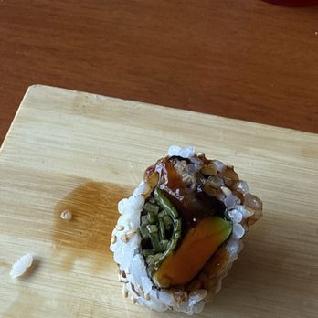 Oriental Delight - sushi roll (eel, avacado, cucumber) - Chinese Near Me - Dover, New Hampshire