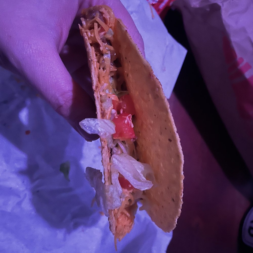 Del Taco - Is this supposed to be a taco!? Because it sure doesn't have any taco ingredients inside of it! - Mexican Near Me - Winchester, California