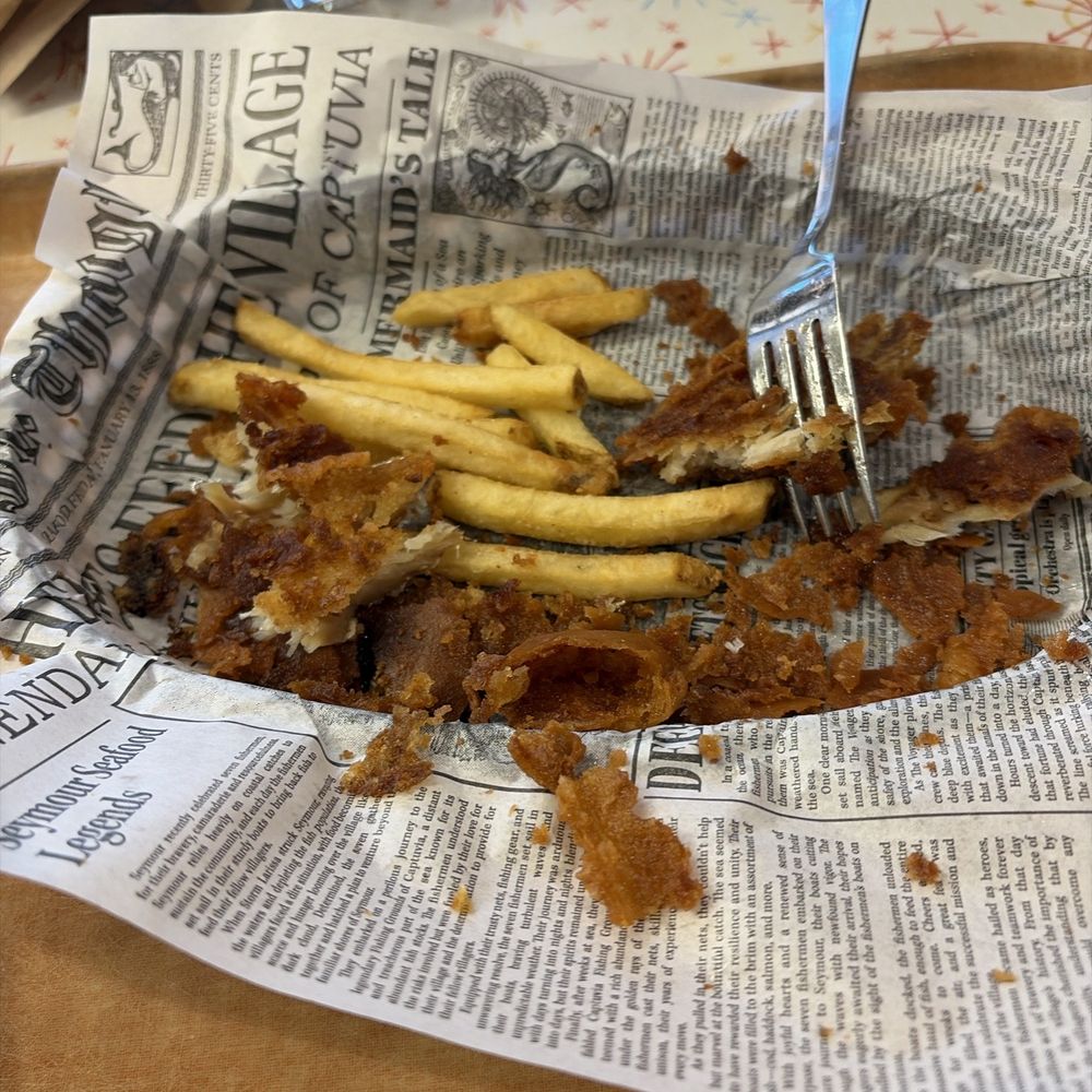Canyon Eatery - The fish and chips with the super hard crust peeled off - Breakfast & Brunch Near Me - Yellowstone National Park, Wyoming Canyon Eatery - The fish and chips with the super hard crust peeled off - Breakfast & Brunch Near Me - Yellowstone National Park, Wyoming