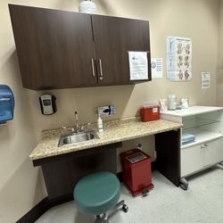 Rapid-Care Medical Clinic - Doctor area