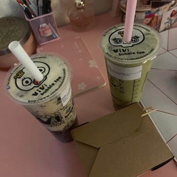 Vivi Bubble Tea - Japanese Matcha Milk Tea Large, Oreo Creme Brulee Milk Tea Large Special, Takoyaki - Bubble Tea Near Me - San Marcos, California