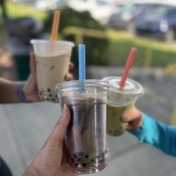 Carolina Pop Cafe - Milk teas