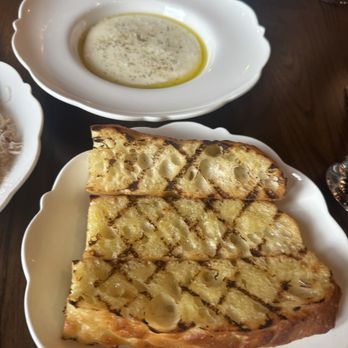 Carmelo's Restaurant - Italian Near Me - Covington, Kentucky
