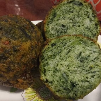 Los 8 Hermanos - Buñuelos de espinaca - Meat Shops Near Me - Buenos Aires, C