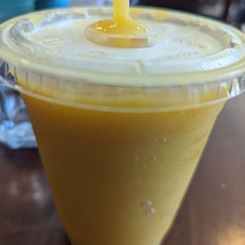 Dragonfly Cafe - Mango smoothie - Sandwiches Near Me - Salmo, British Columbia
