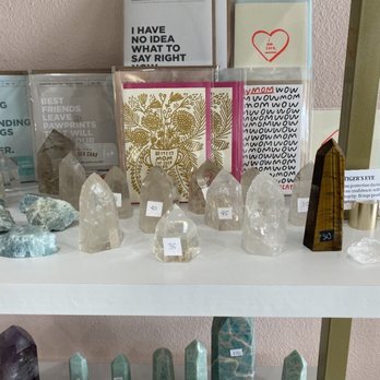 Le Fleur IV - Also other wonderful crystals to choose from ... - Florists Near Me - Costa Mesa, California