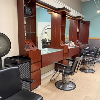 Classic Touch Salon - Inside - Hair Salons Near Me - San Mateo, California Classic Touch Salon - Inside - Hair Salons Near Me - San Mateo, California