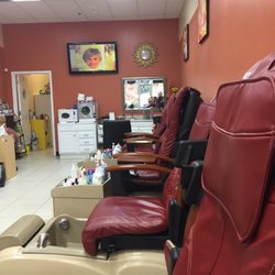Pedi station