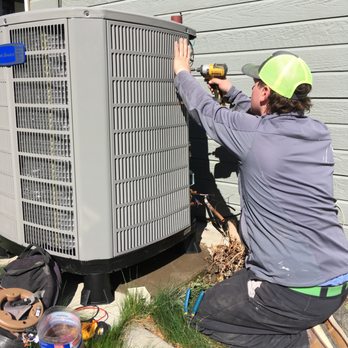 Chinook Heating & Air - Morgan installing high efficiency heat pump in Richland, WA. - Heating & Air Conditioning/HVAC Near Me - Kennewick, Washington Chinook Heating & Air - Morgan installing high efficiency heat pump in Richland, WA. - Heating & Air Conditioning/HVAC Near Me - Kennewick, Washington