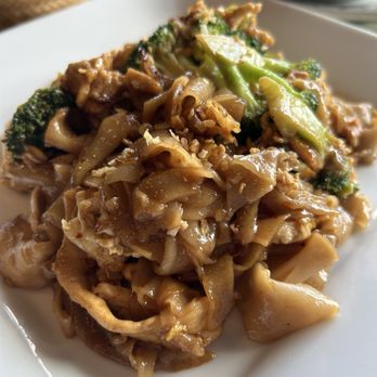 Talay Thai - Pad See Ew - Thai Near Me - Vancouver, Washington Talay Thai - Pad See Ew - Thai Near Me - Vancouver, Washington