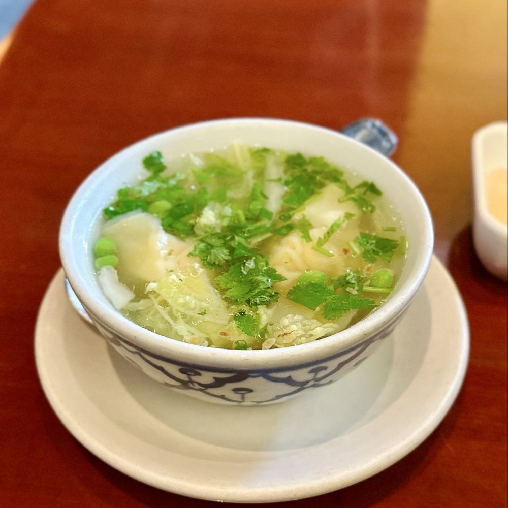 Jasmine - Small Wonton Soup - amazing - Thai Near Me - Brentwood, Tennessee