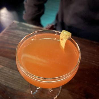 Alchemist Bar & Lounge - Lounges Near Me - San Francisco, California