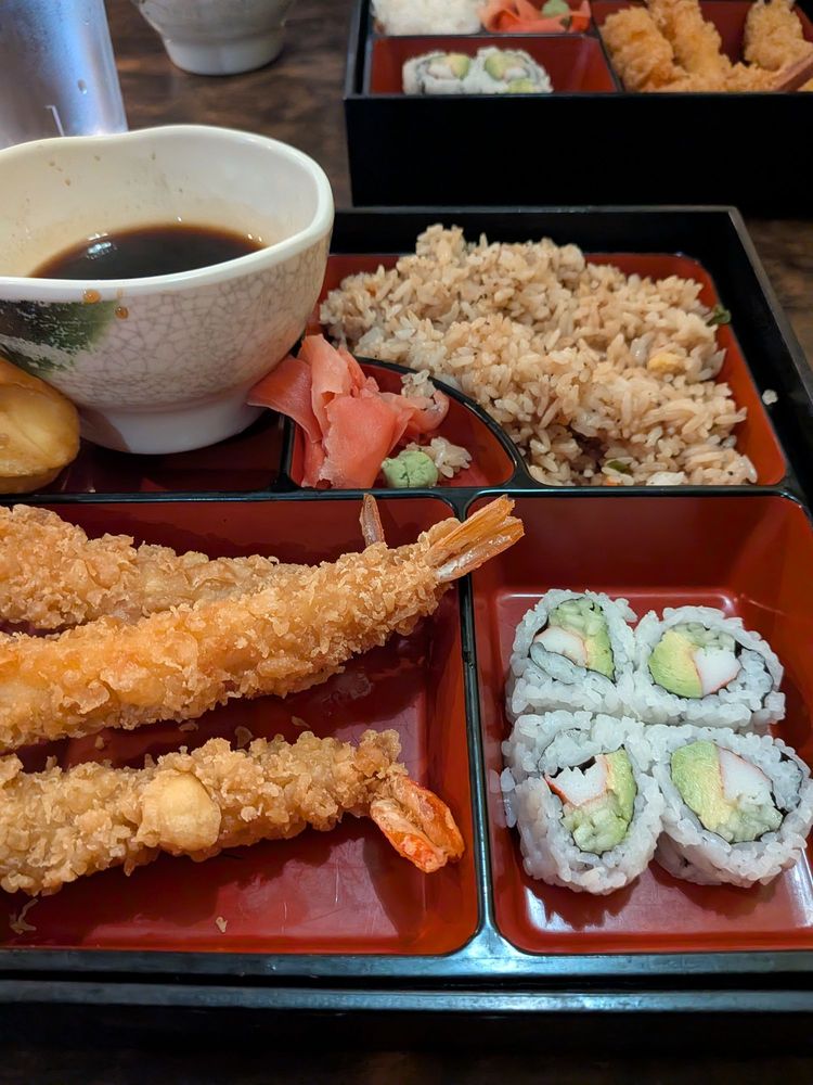 Toyami Steak House Logo