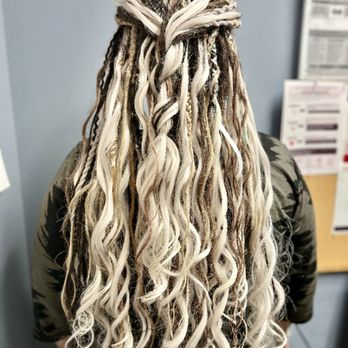 Absolute Salon - Hair Extensions Near Me - Shelby Township, Michigan Absolute Salon - Hair Extensions Near Me - Shelby Township, Michigan