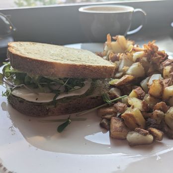 Feed Cafe - Green thing sandwich - Breakfast & Brunch Near Me - Bozeman, Montana