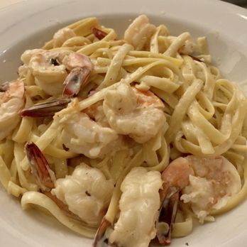 Mare Blu Ristorante - Fettuccine Alfredo w Shrimp - Italian Near Me - Sonora, SON