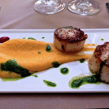 Innovative Dining - Seared U10 Scallops w butternut squad puree & Thai basil pesto, Innovative Dining, Sarasota - Caterers Near Me - Sarasota, Florida Innovative Dining - Seared U10 Scallops w butternut squad puree & Thai basil pesto, Innovative Dining, Sarasota - Caterers Near Me - Sarasota, Florida