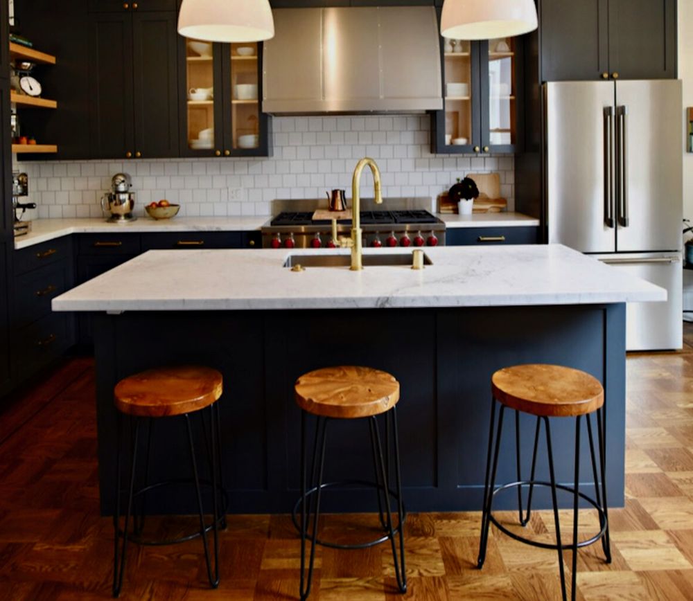 Slide of Mr Countertops