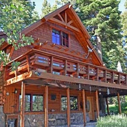 Waters of Tahoe Vacation Properties - Lovely North Lake Tahoe vacation home located in Tahoe Vista, hot tub, game room and dog friendly