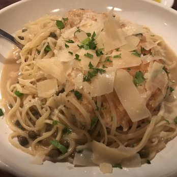 Oxford Tavern - Chicken piccante - Italian Near Me - Barrington, Rhode Island