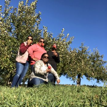 Ochs Orchard - Beautiful scenery. - Fruits & Veggies Near Me - Warwick, New York