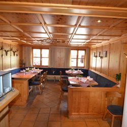 Panoramagasthof Kristberg - Gemütliche Lokalitäten im Panoramagasthof Kristberg im Silbertal im Montafon