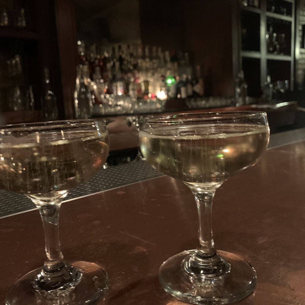 Boeufhaus - Champagne - Brasseries Near Me - Chicago, Illinois Boeufhaus - Champagne - Brasseries Near Me - Chicago, Illinois