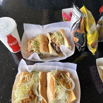 Lee's Hoagie House - Sandwiches Near Me - Pasadena, California
