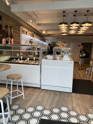 Paris Oven Bakery by null