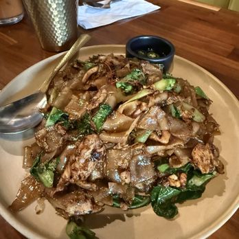 Hanuman Thai Eatery - Pad see ew - Thai Near Me - Costa Mesa, California
