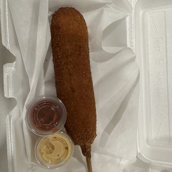 Gogi Time Korean BBQ - Korean mozzarella stick, not greasy and has the perfect crunch! This red chili dip is so good! - Food Trucks Near Me - Northlake, Texas Gogi Time Korean BBQ - Korean mozzarella stick, not greasy and has the perfect crunch! This red chili dip is so good! - Food Trucks Near Me - Northlake, Texas
