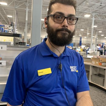 Best Buy S.E. Aurora - Excellent service - Department Stores Near Me - Aurora, Colorado