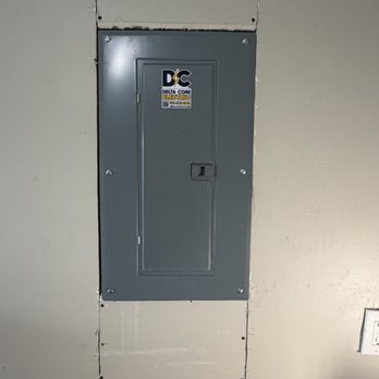 Delta Core Electric - New 125 main breaker panel - Electricians Near Me - Lake Worth, Florida Delta Core Electric - New 125 main breaker panel - Electricians Near Me - Lake Worth, Florida