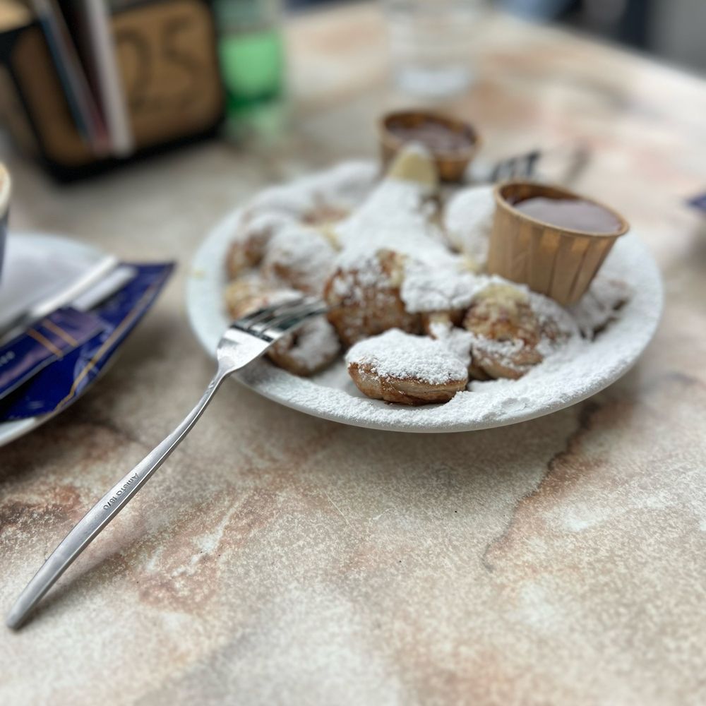 TOP 10 BEST Pannenkoeken/Poffertjes near Blaak, Rotterdam, Zuid