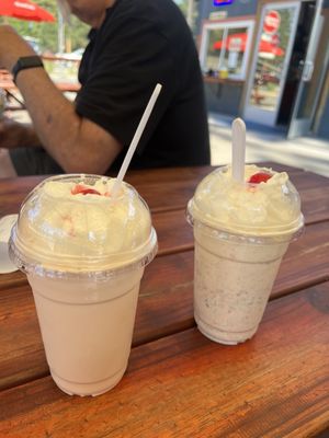 Sno-Flake Drive-In by null