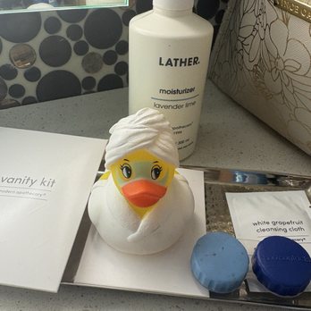 Archer Hotel Napa - Quality products by lather - Hotels Near Me - Napa, California