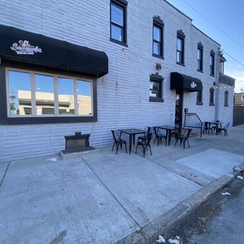 So Baltimore Sports Bar - Outside seating - Sports Bars Near Me - Baltimore, Maryland So Baltimore Sports Bar - Outside seating - Sports Bars Near Me - Baltimore, Maryland