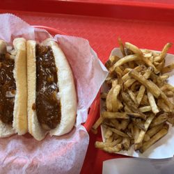 Brighton Hot Dog Shoppe - Hot Dog with Chili and Onions