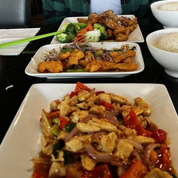 One Vietnamese Restaurant - Lemongrass chicken, Crispy Garlic Calamari, Sesame Chicken - Vietnamese Near Me - Westminster, Colorado