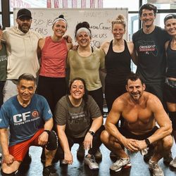 CrossFit Addict - A team that becomes family.