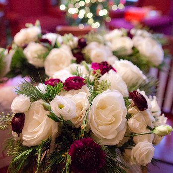 Flowers For Dreams - Bridemaid bouquet - Florists Near Me - Chicago, Illinois